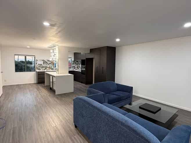 17/2 Onehunga Harbour Road, Onehunga