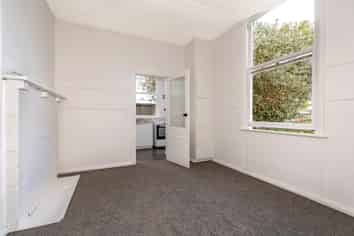 Gisborne - Address withheld