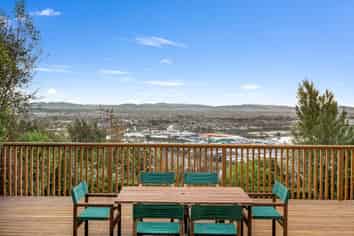126 Cannon Hill Crescent, Mount Pleasant