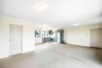 183/172 McLeod Road, Te Atatu South