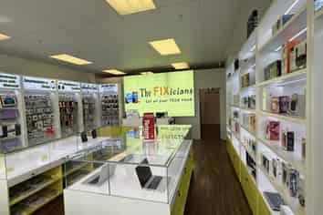 Prime Howick retail for lease