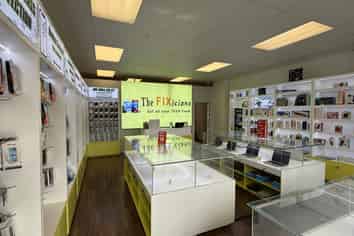 Prime Howick retail for lease