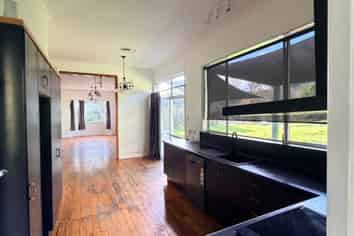 Gisborne - Address withheld