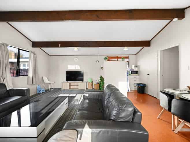 61A Carrington Avenue, Silverdale