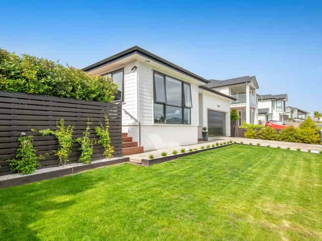 22 Takurua Terrace, Orewa
