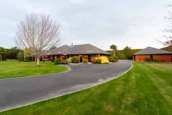 16 Knights Road, West Melton