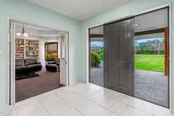 16 Knights Road, West Melton