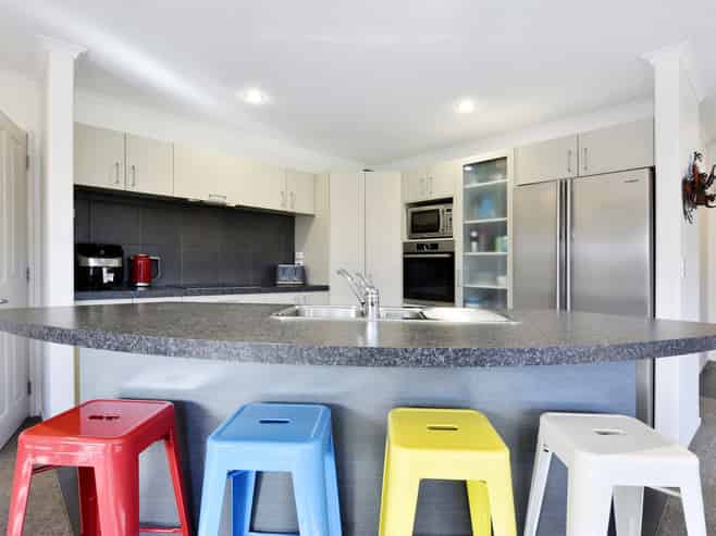 3 Wanderers Avenue, Brightwater
