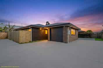 27 Robertson Road, Favona