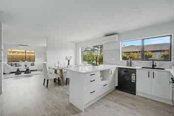 27 Robertson Road, Favona