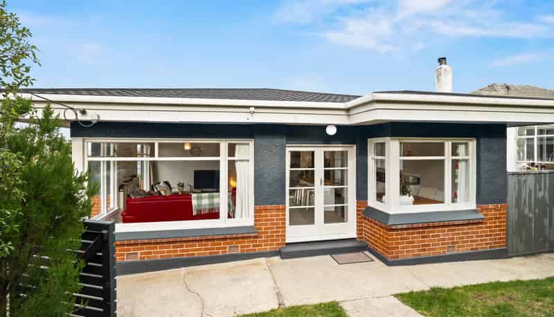 141 Easther Crescent, Kew