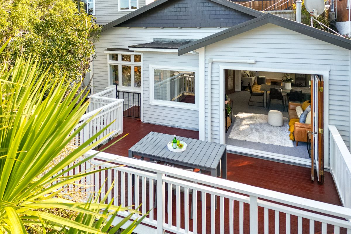 WARM, WELCOMING & VERSATILE | BEO $895,000