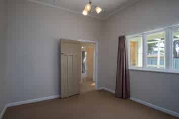 266 Meola Road, Point Chevalier