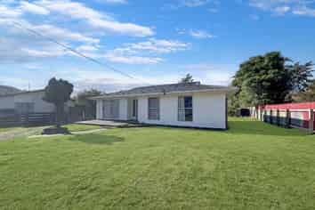 9B Milne Street, Hunterville