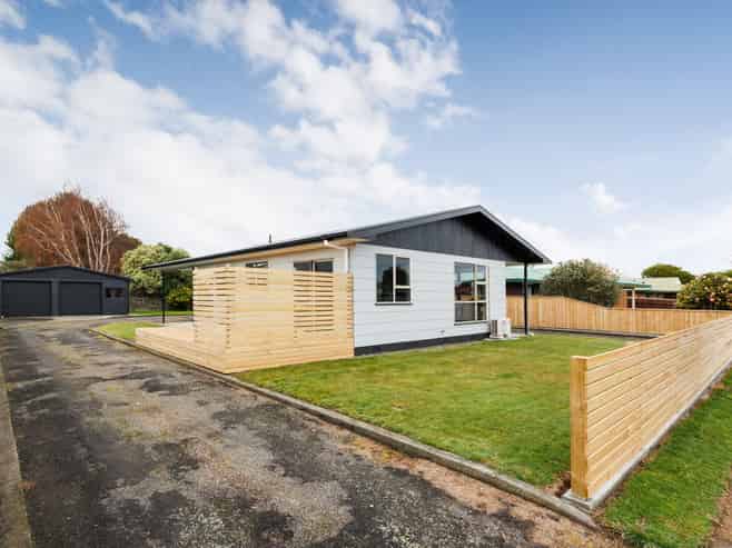 11 Fiona Crescent, Feilding