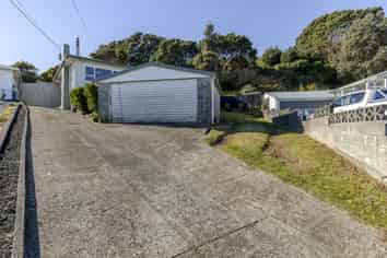 15 Simons Street, Moturoa