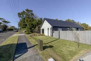 4 Fox Street, Okato