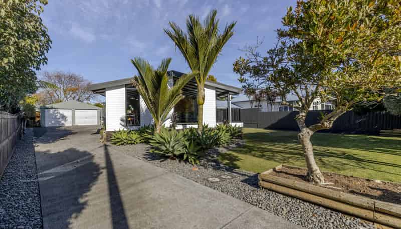 41 Takiroa Street, Urenui