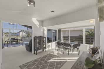 4A Blake Street, Waitara