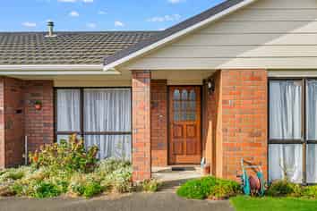 10 Downes Avenue, Springvale