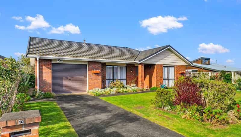 10 Downes Avenue, Springvale