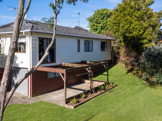 32A Hillside Road, Papatoetoe