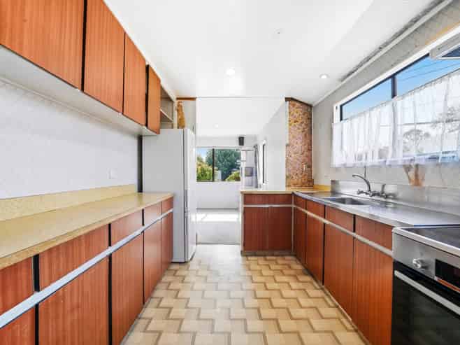32A Hillside Road, Papatoetoe
