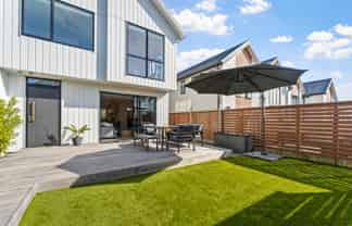 10 Orca Drive, Stanmore Bay