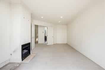 14/28 Hobson Street, Thorndon