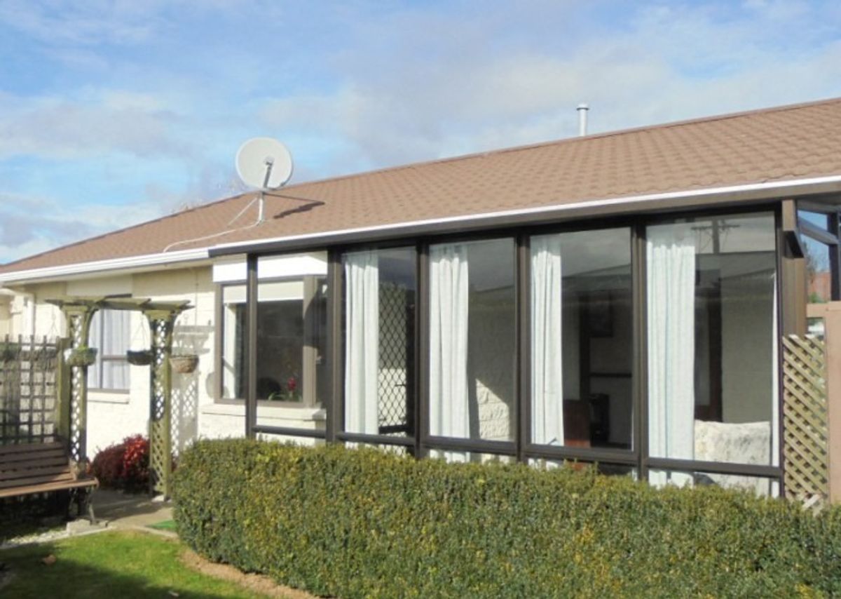 Leave the Car at Home: Central & Low-Maintenance Living