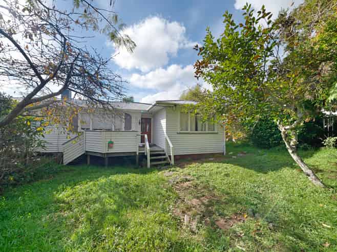 56 Clayburn Road, Glen Eden