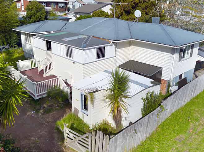 56 Clayburn Road, Glen Eden
