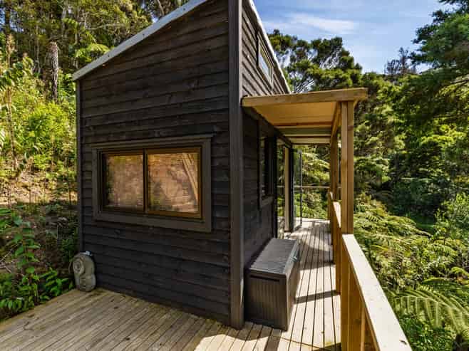 2B Lyon Street, Opua
