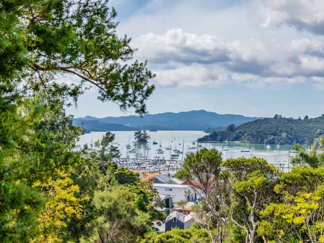 2B Lyon Street, Opua