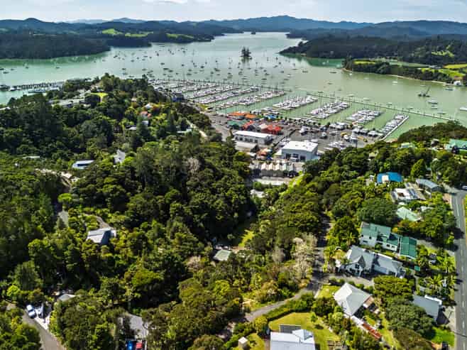 2B Lyon Street, Opua