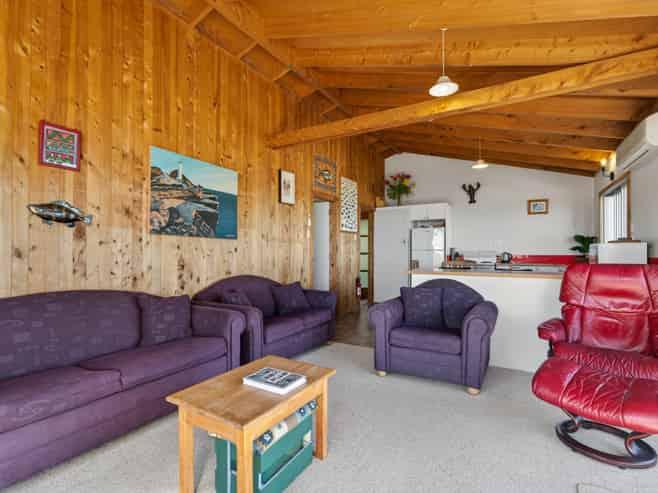 22 Seaview Avenue, Cape Palliser