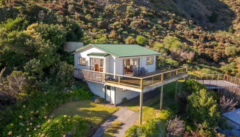22 Seaview Avenue, Cape Palliser