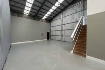 Tidy Industrial Unit – Ready Now