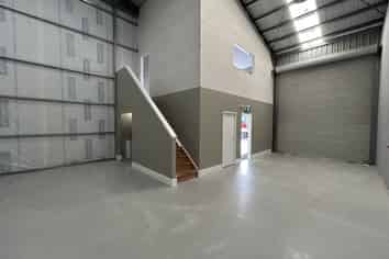 Tidy Industrial Unit – Ready Now