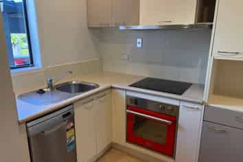 9/24 Norrie Ave, Mount Albert
