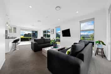 54 Te Ara Aukati Terrace, Pokeno