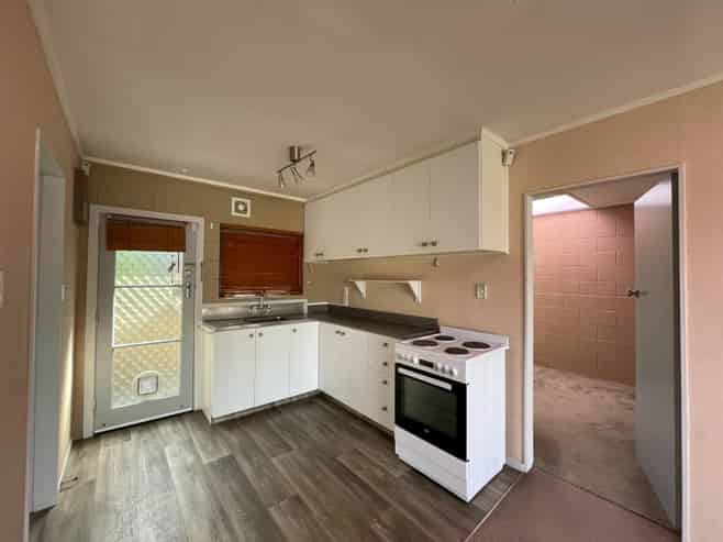 23A Linton Crescent, Matua