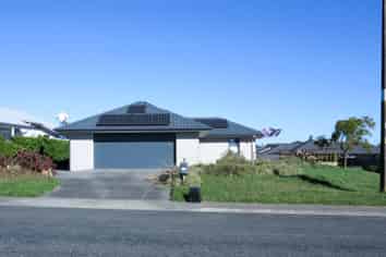 7 Lake View Road, Waipukurau