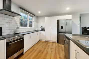 12 Belt Rd, Allenton