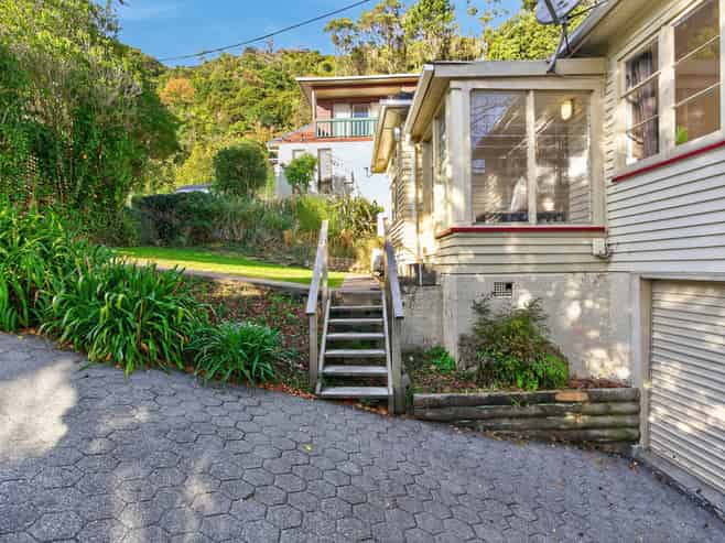 16 Woodvale Grove, Fairfield