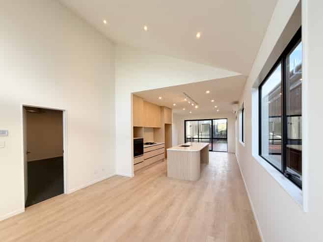 67 Huanui Drive, Orewa