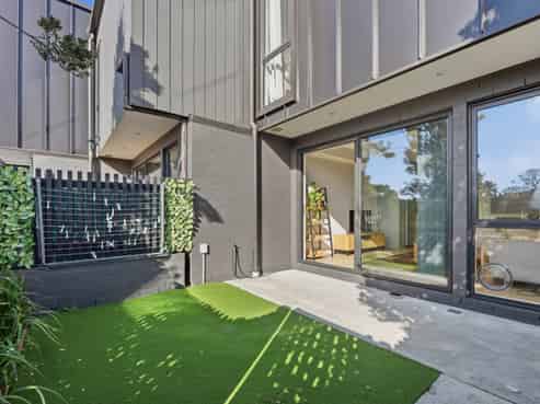 642B Massey Road, Mangere