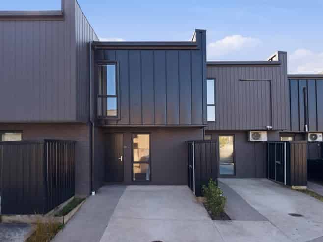 642B Massey Road, Mangere
