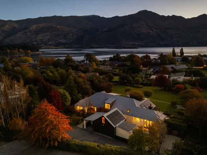 248 Beacon Point Road, Wanaka