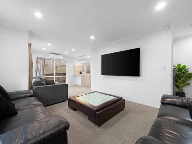 13 Orona Way, Papatoetoe